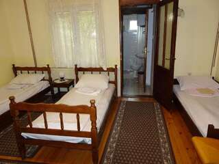 Гостевой дом Guest Accommodation Bakic Колашин Четырехместный номер-2