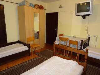 Гостевой дом Guest Accommodation Bakic Колашин Четырехместный номер-10